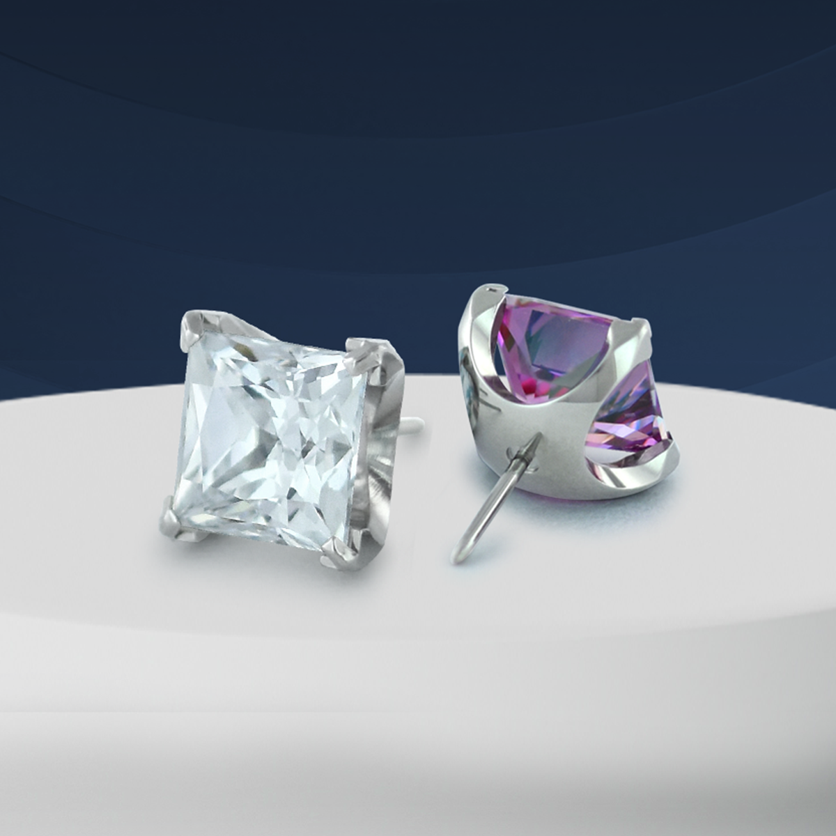 Back and Front of Threadless Titanium Princess Cut Gem Ends