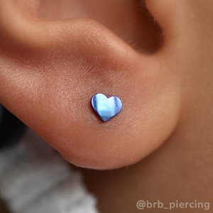 Titanium heart anodized blurple in lobe piercing