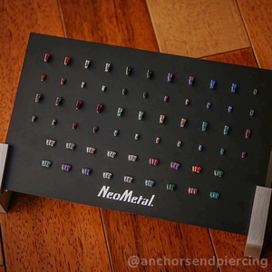 Titanium Baguette Cut Prong Gem End - NeoMetal Inc