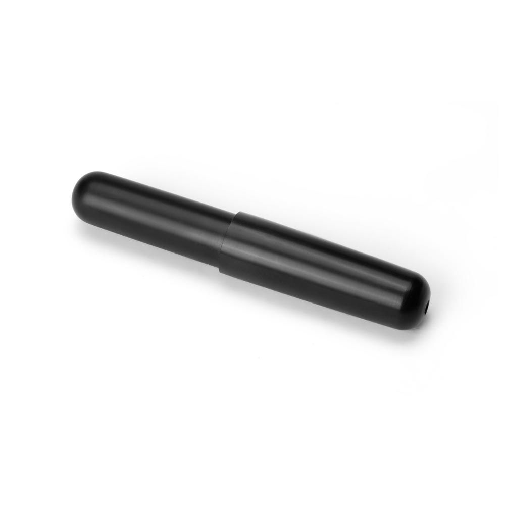 A capped mini surgical skin marker